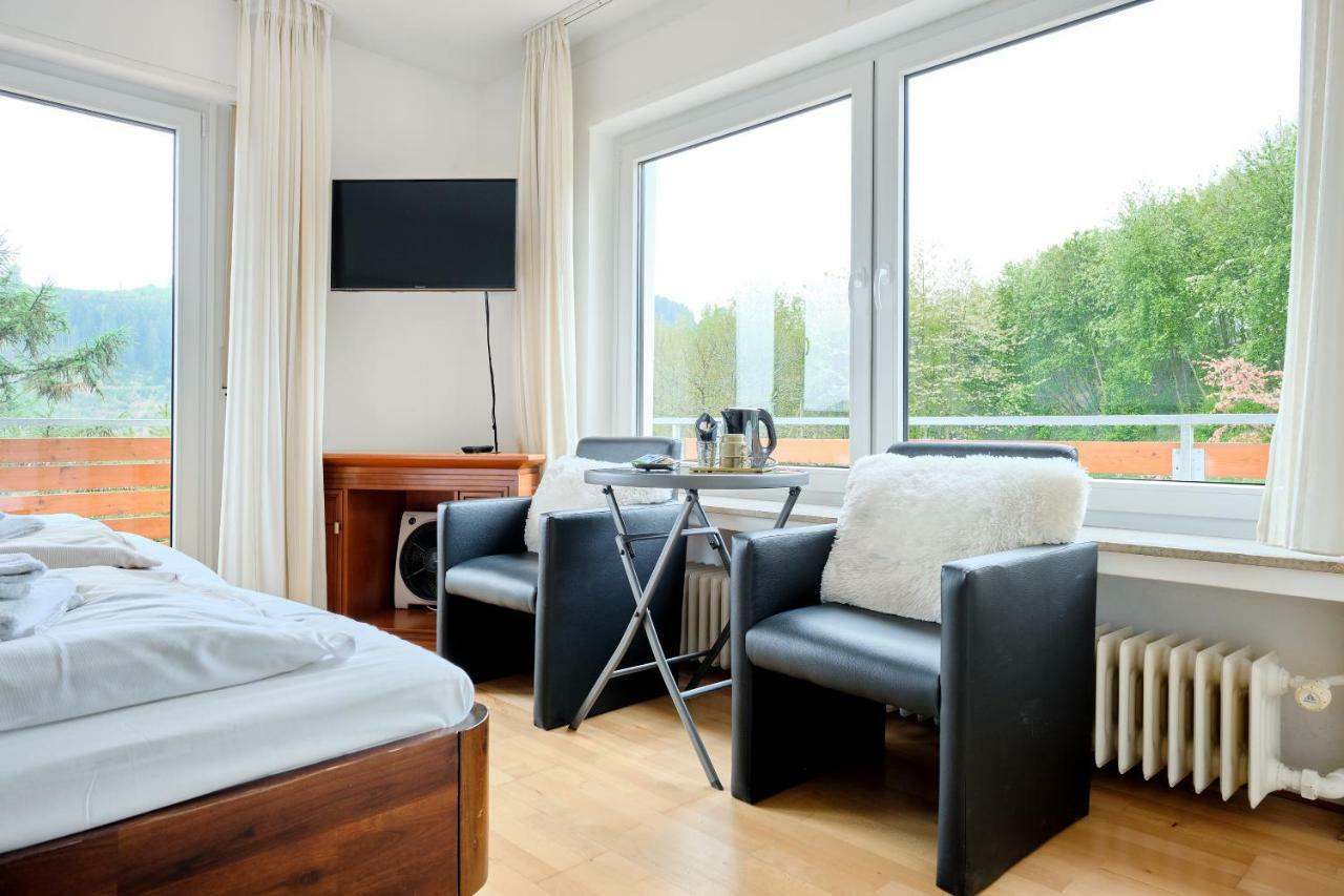 Pension Haus Am Einberg Meschede Bagian luar foto